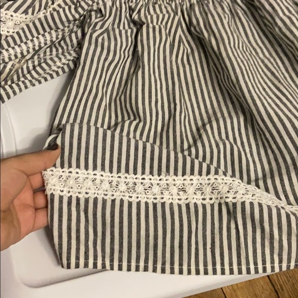 Off the shoulder top - Picture 3 of 5